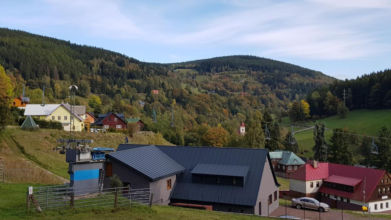Ski Apartmany Nymburska Chata Pec pod Snezkou Ngoại thất bức ảnh