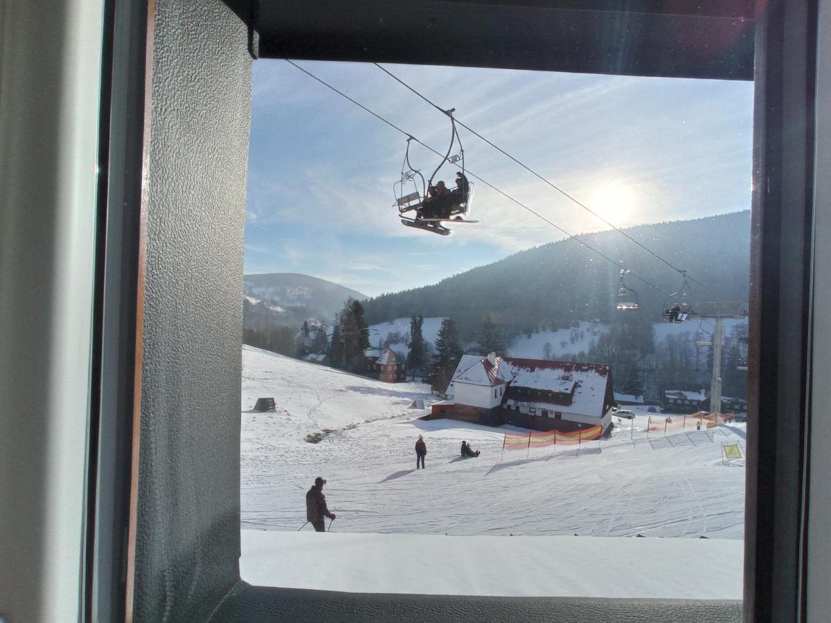 Ski Apartmany Nymburska Chata Pec pod Snezkou Ngoại thất bức ảnh